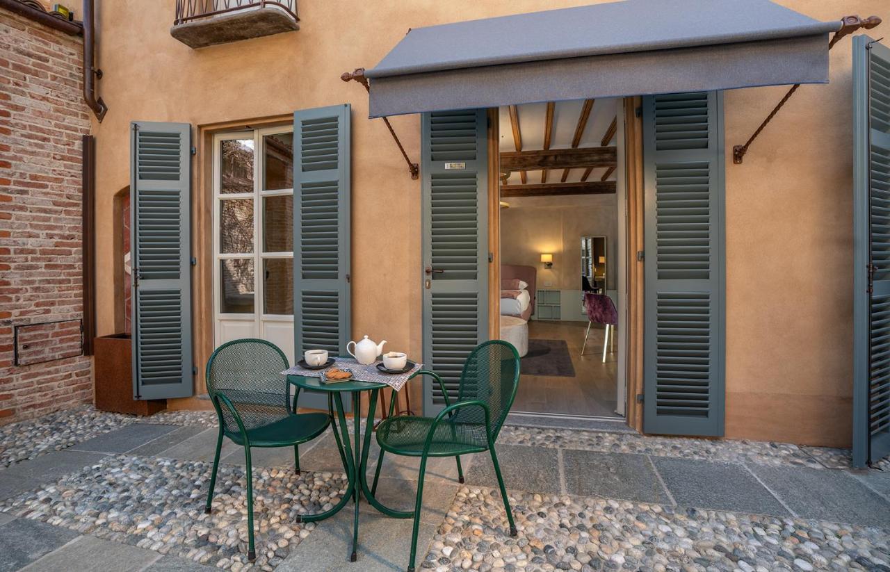 Il Cortile Di San Michele Bed and Breakfast Guarene Εξωτερικό φωτογραφία
