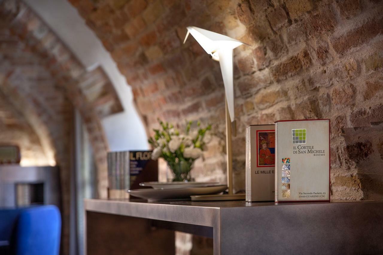 Il Cortile Di San Michele Bed and Breakfast Guarene Εξωτερικό φωτογραφία
